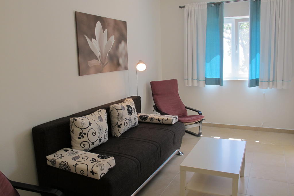 Apartments Sandra Brseč Chambre photo
